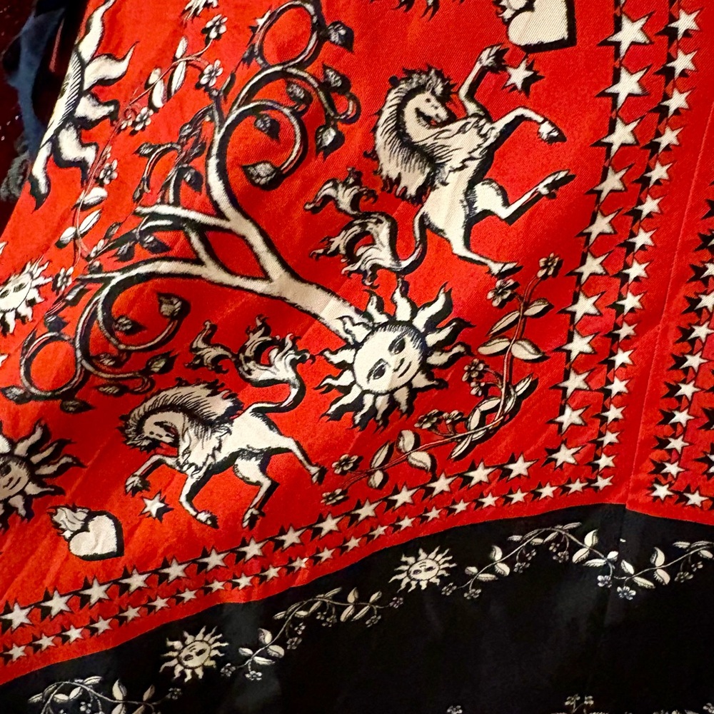 ✨✨SOLD✨✨Sandro Silk XS Dress red, black sun, unicorn, star EUC size 36